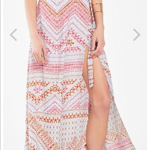 BCBG skirt wrap